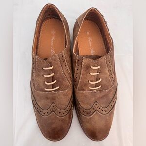 Brown Leather Wingtip Oxford Shoes